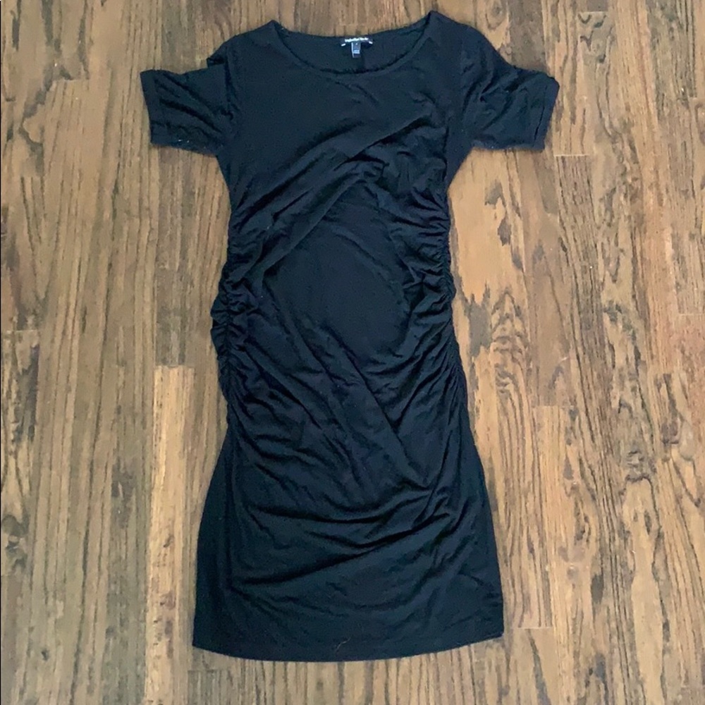 Isabella Oliver Ruched maternity dress, black
